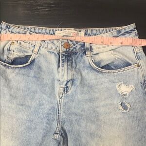 Zara Blue High Rise Jeans with Distressed Detailing